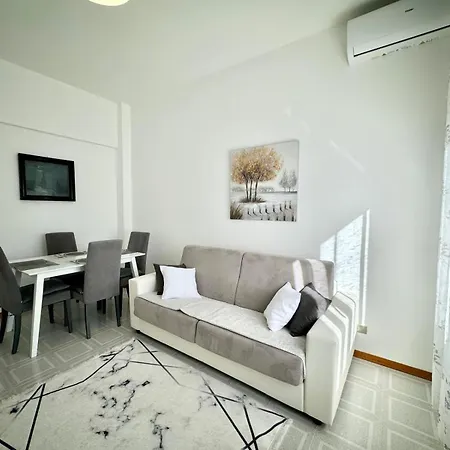 Hostdomus - Ela House *