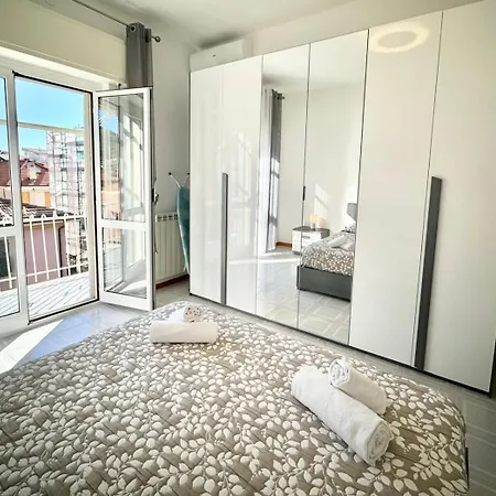 Hostdomus - Ela House *