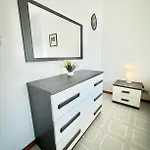 Hostdomus - Ela House Finale Ligure