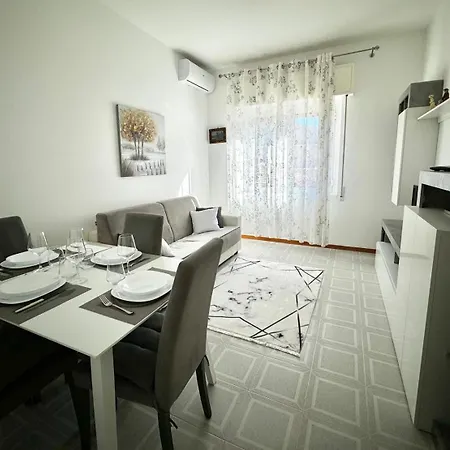 Hostdomus - Ela House Finale Ligure