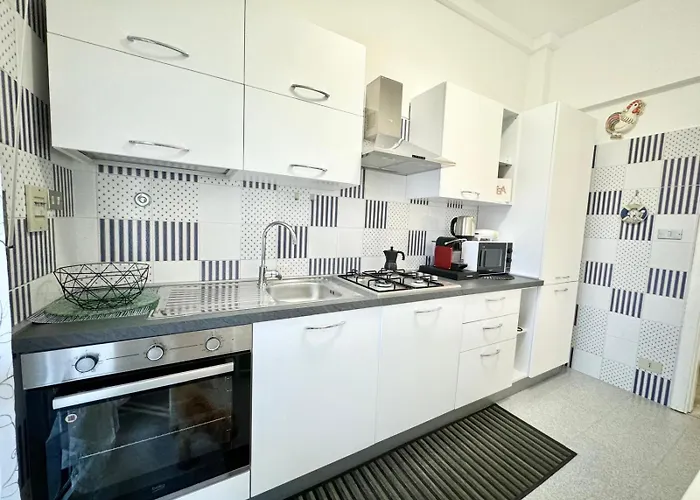 Appartement Hostdomus - Ela House *